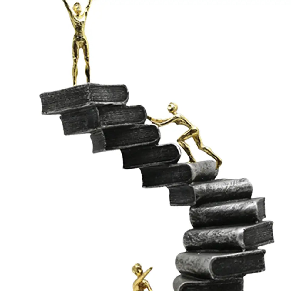 Escultura Conhecimento que Conduz à Vitória — Helena Rodrigues