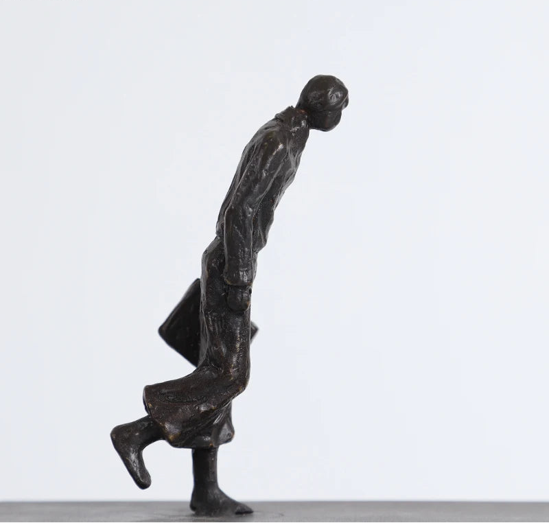 Escultura Decorativa em Ferro Fundido Reflexão — Michel Oliveira