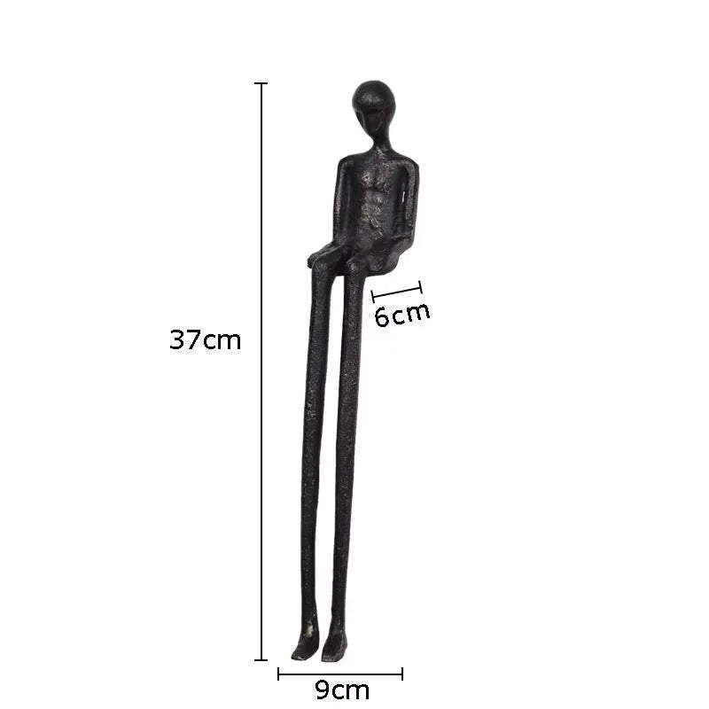 Escultura Decorativa em Ferro Fundido Pendulum Pernas Longas — Jorge Leal