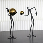 Escultura Decorativa em Ferro Fundido O Ofício — Michel Oliveira