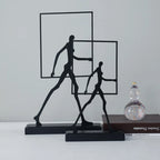 Escultura Decorativa em Ferro Fundido Walker — Michel Oliveira