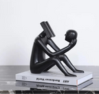 Escultura Decorativa Leitura Desperta — Helena Rodrigues