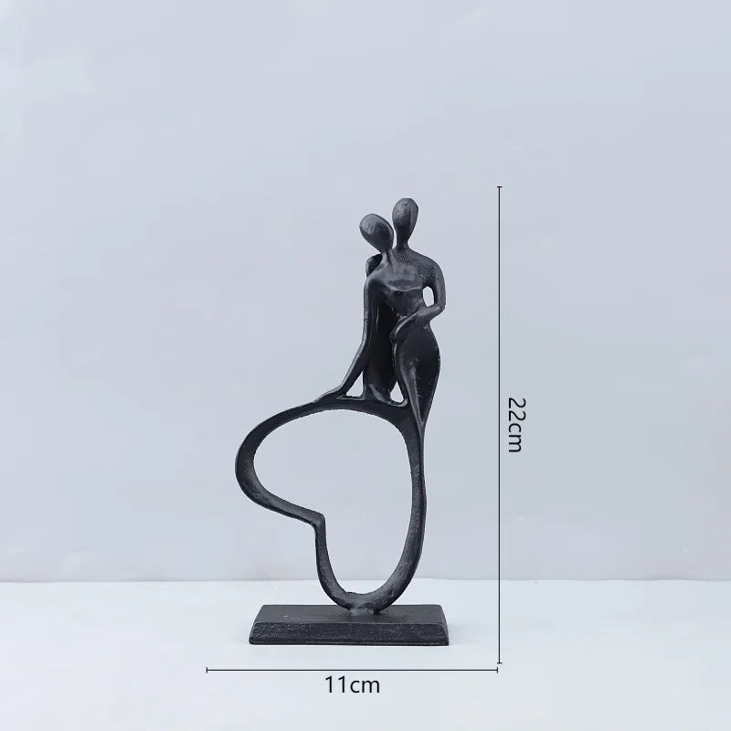 Escultura Decorativa Casal Romântico — Helena Rodrigues