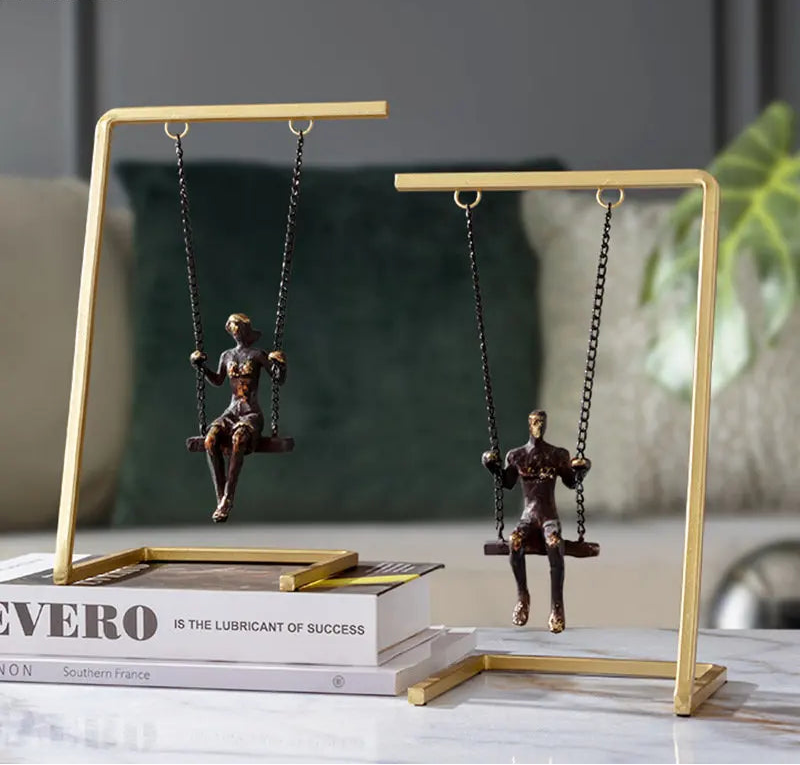 Escultura Decorativa Balanço — Helena Rodrigues