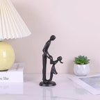 Escultura Decorativa em Ferro Fundido Pai e Filhos —  Michel Oliveira
