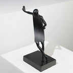 Escultura Decorativa em ferro Fundido Amparo — Jorge Leal